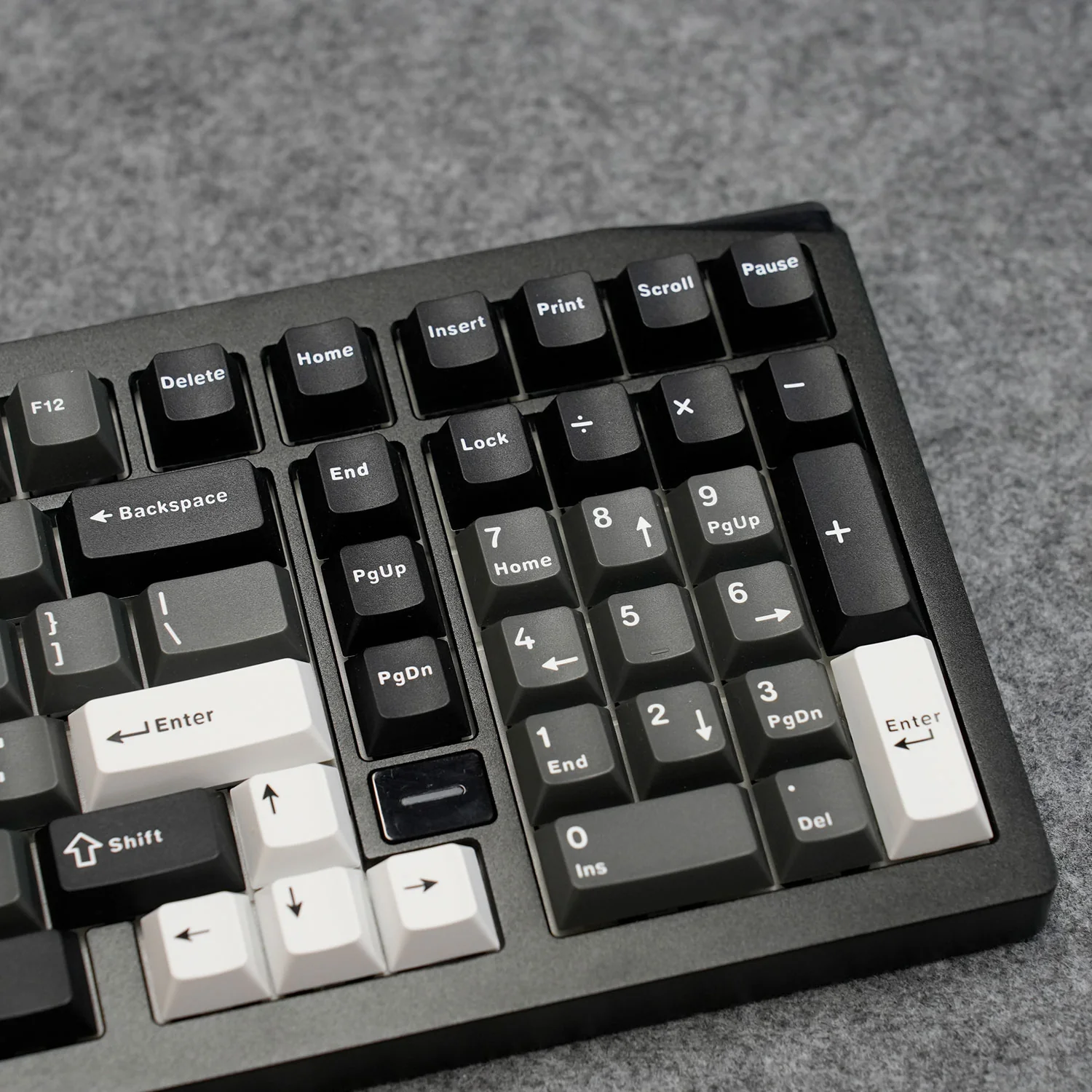 Gem 02 VIA Custom Mechanical Keyboard - Image 10